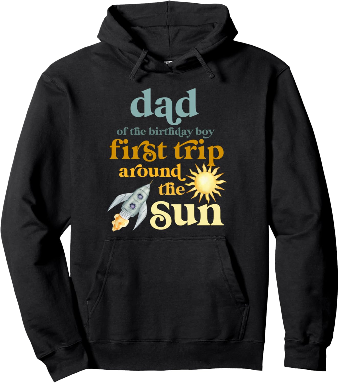 Худи «Папа в космосе, первый день рождения, первое путешествие, солнце, малыш» Outer Space 1St Birthday First Trip Around The Sun, черный
Худи «Папа в космосе, первый день рождения, первое путешествие, солнце, малыш» Outer Space 1St Birthday First Trip Around The Sun, черный