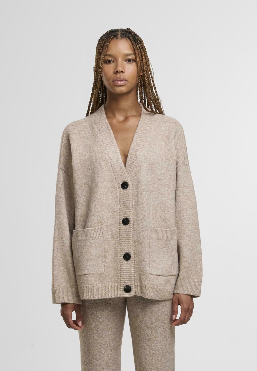 Кардиган Urban Classics Cardigan, Brown
Кардиган Urban Classics Cardigan, Brown