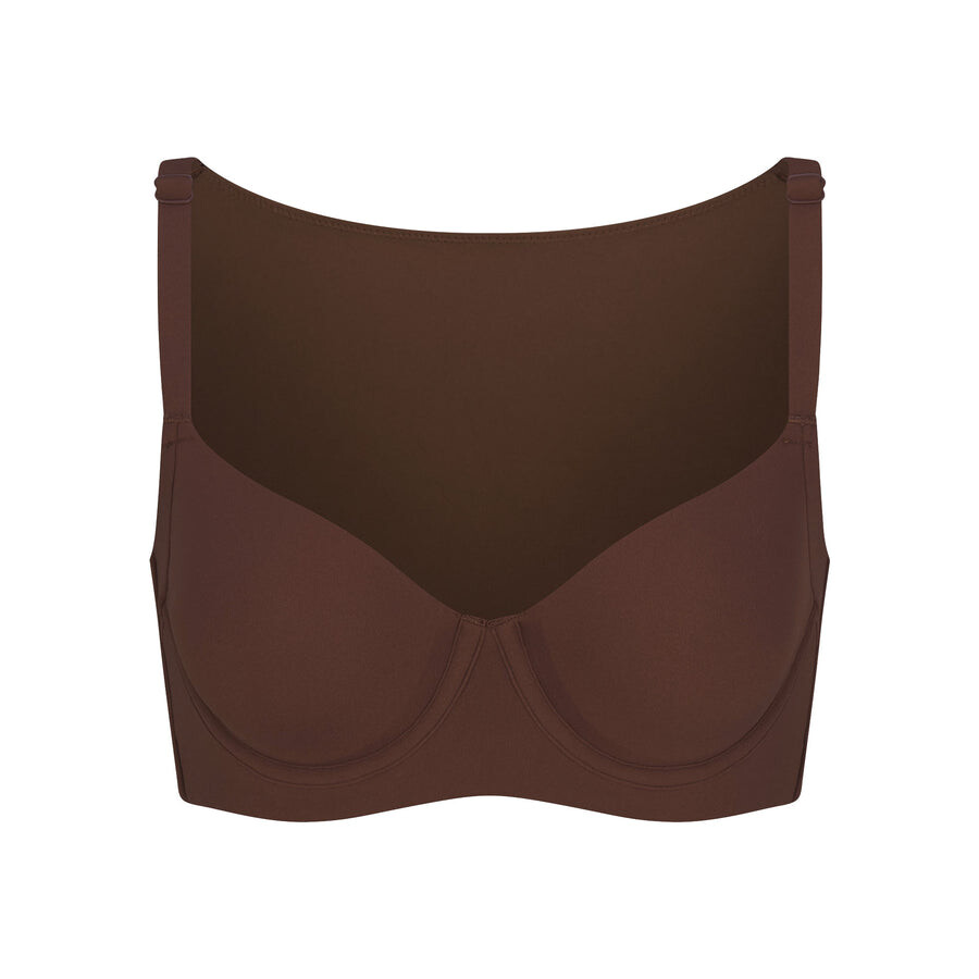 Бюстгальтер полного покрытия разглаживающий спинку SKIMS Fits Everybody, цвет Cocoa
Бюстгальтер полного покрытия разглаживающий спинку SKIMS Fits Everybody, цвет Cocoa
