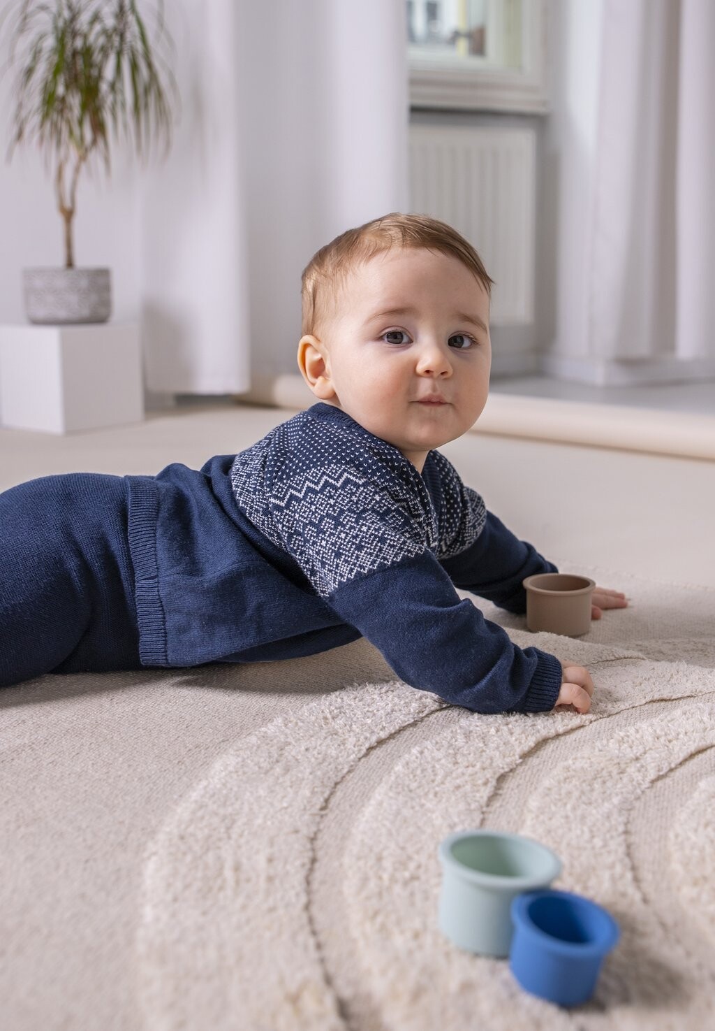 Кардиган MIT NORWEGER Stellou & friends, цвет navy
Кардиган MIT NORWEGER Stellou & friends, цвет navy