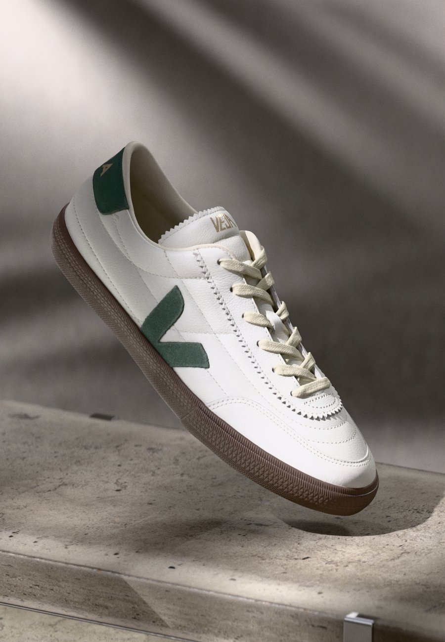 Кроссовки Veja PANENKA, White/Cyprus/Eagle/White
Кроссовки Veja PANENKA, White/Cyprus/Eagle/White