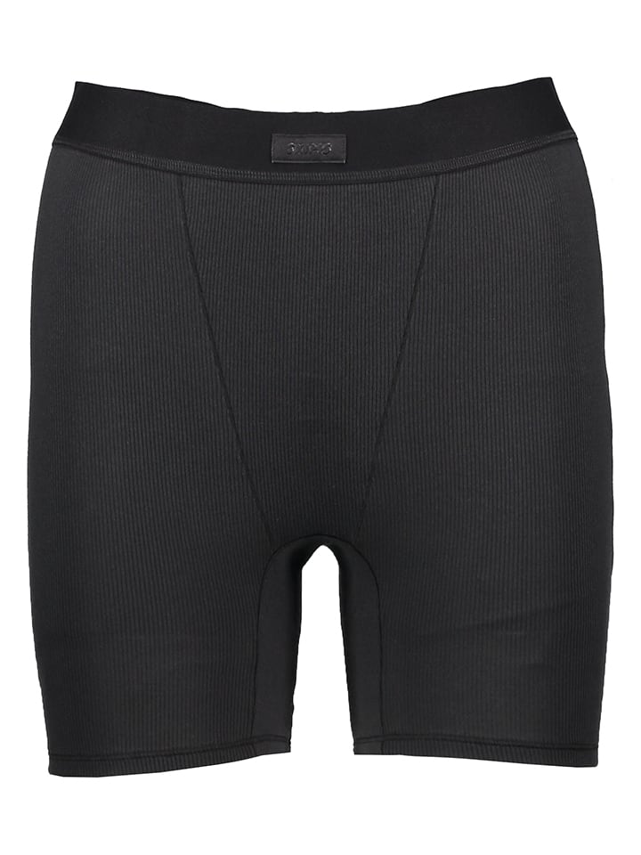 Тканевые шорты Skims, черный
Тканевые шорты Skims, черный