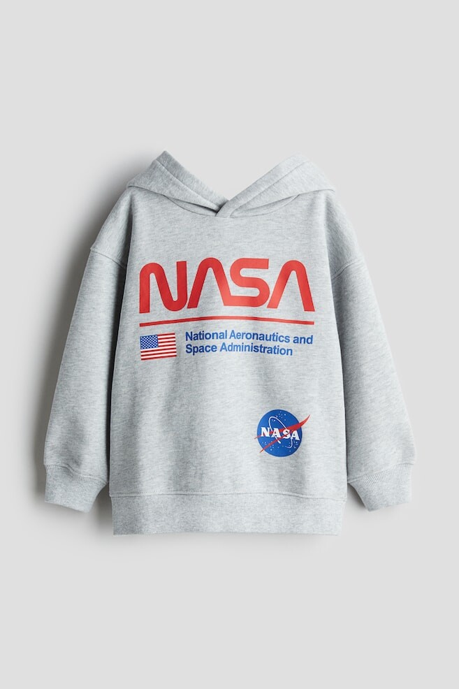 Толстовка с капюшоном с принтом H&M, мультиколор
Толстовка с капюшоном с принтом H&M, мультиколор