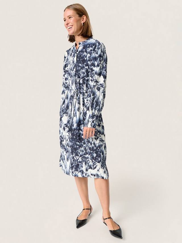 Платье от джаззлин Soaked In Luxury, темно-синий/разноцветный
Платье от джаззлин Soaked In Luxury, темно-синий/разноцветный