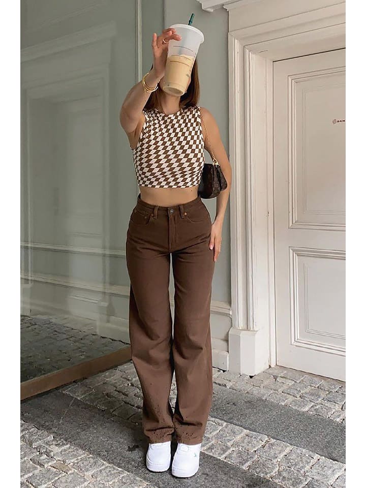 Джинсы trendyol, коричневый
Джинсы trendyol, коричневый