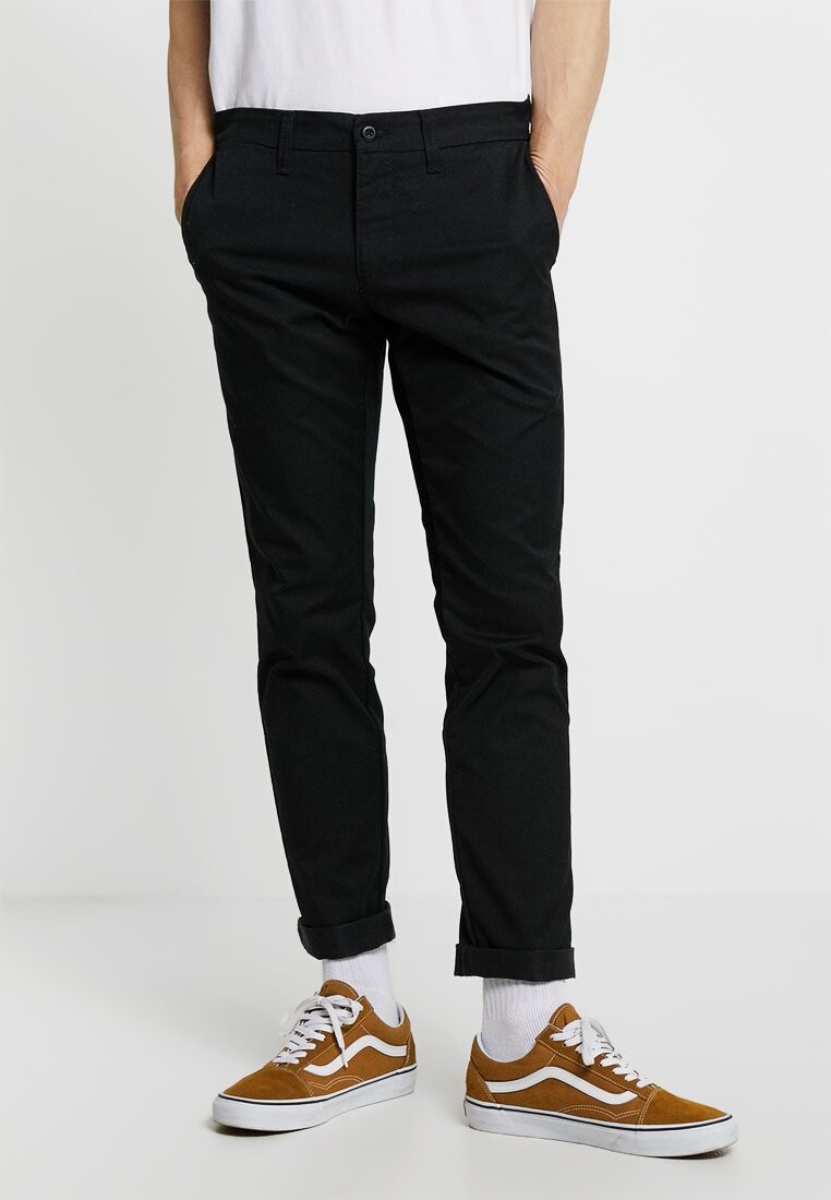 Чино Sid Carhartt WIP, цвет black rinsed
Чино Sid Carhartt WIP, цвет black rinsed
