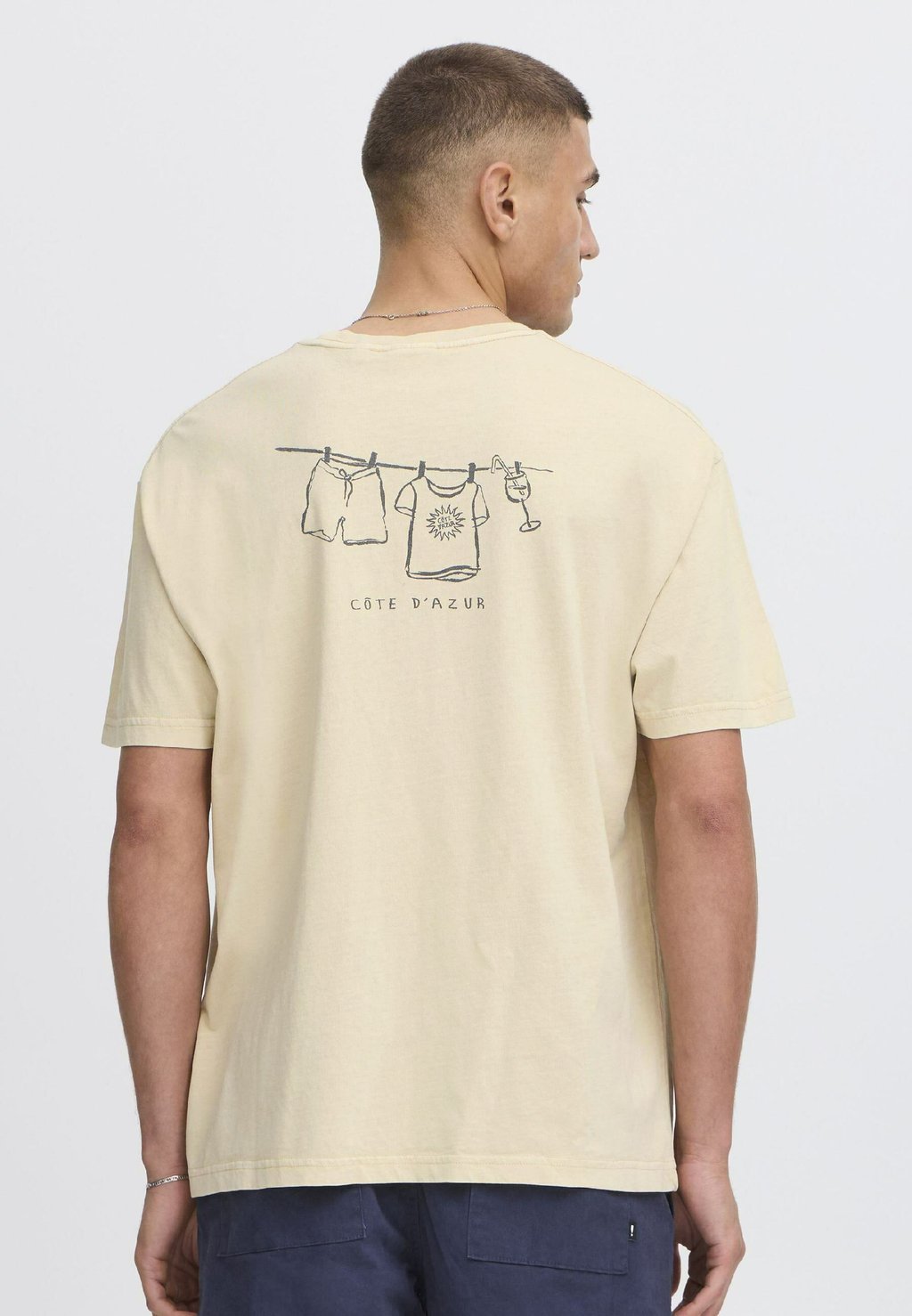 Футболка с принтом PAVEL Solid, цвет Oatmeal
Футболка с принтом PAVEL Solid, цвет Oatmeal