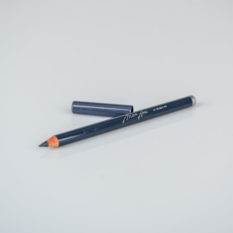 Mon Ami Paris, карандаш для глаз темно-пепельный 01, 1,14 г Mona Mi 
Mon Ami Paris, карандаш для глаз темно-пепельный 01, 1,14 г Mona Mi