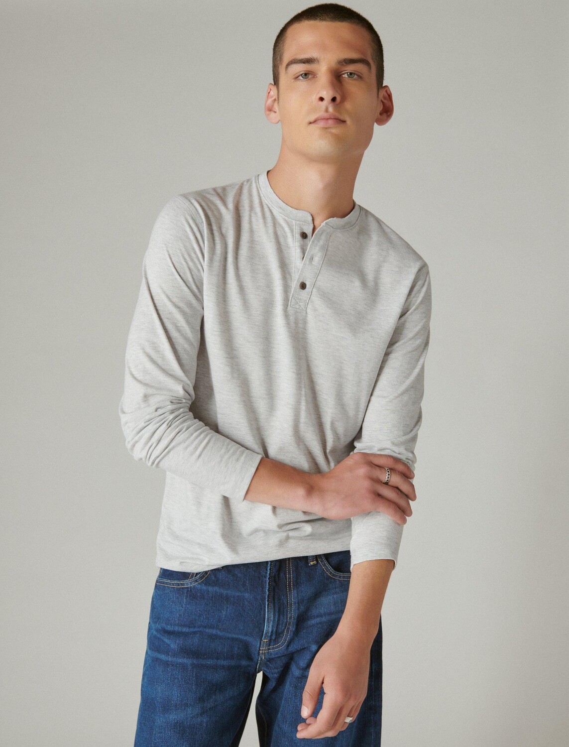 Мужская футболка Lucky Brand из тенселя с длинными рукавами, цвет Medium Dark Grey
Мужская футболка Lucky Brand из тенселя с длинными рукавами, цвет Medium Dark Grey