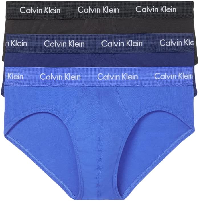 Комплект из 3 мужских трусов-брифов Calvin Klein из хлопка и эластичного материала, Black/Blue/Cobalt
Комплект из 3 мужских трусов-брифов Calvin Klein из хлопка и эластичного материала, Black/Blue/Cobalt