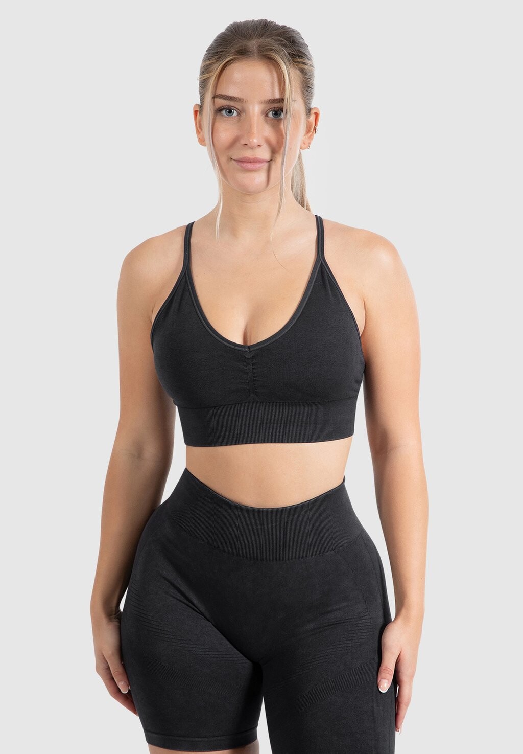 Спортивный бюстгальтер с легкой поддержкой BATIK ACID VERA SCRUNCH Smilodox, черный
Спортивный бюстгальтер с легкой поддержкой BATIK ACID VERA SCRUNCH Smilodox, черный