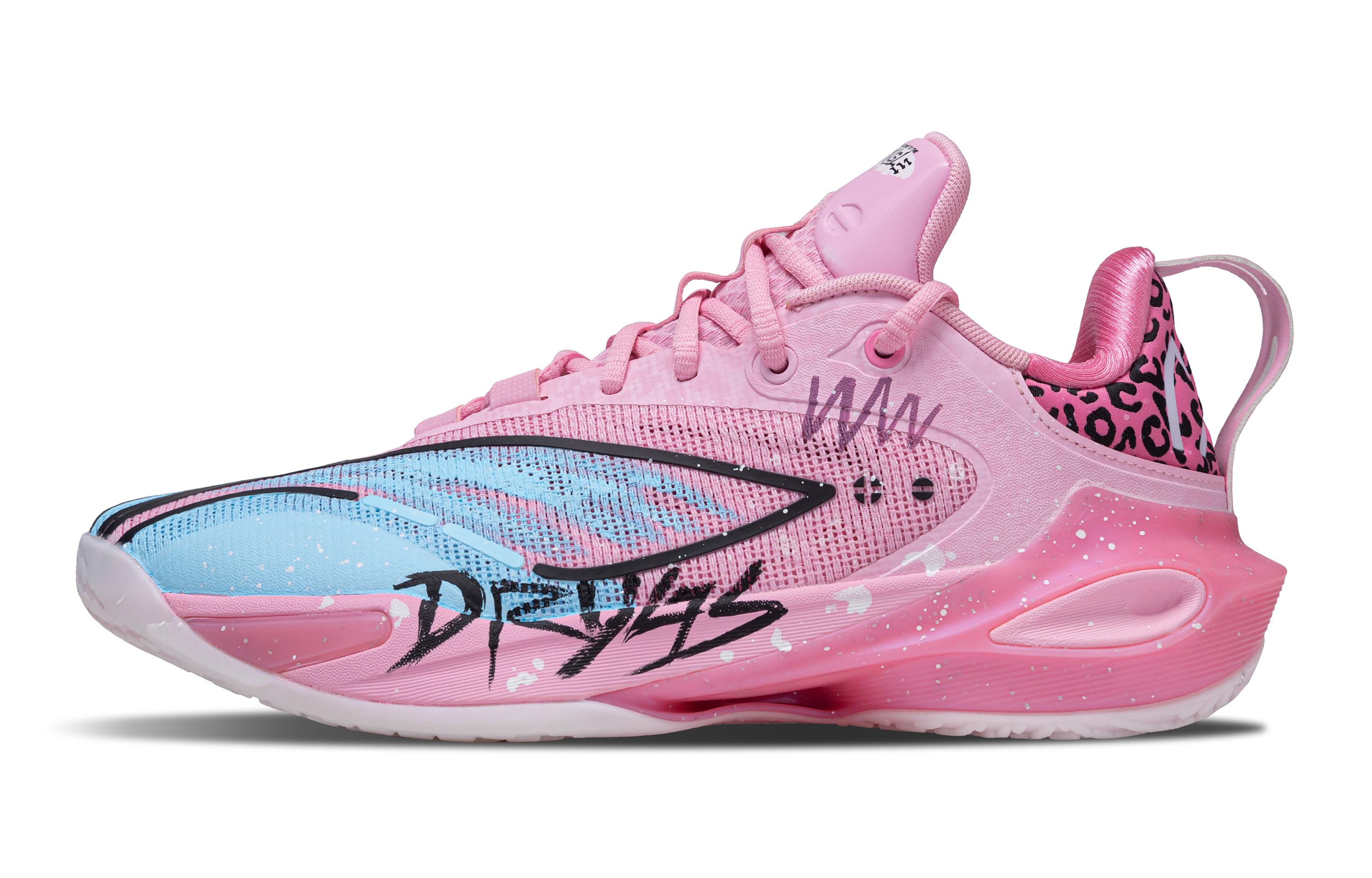 LINING Баскетбольные кроссовки Flash Strike 11 Support с низким верхом, устойчивые к истиранию, розовые, мужские
LINING Баскетбольные кроссовки Flash Strike 11 Support с низким верхом, устойчивые к истиранию, розовые, мужские