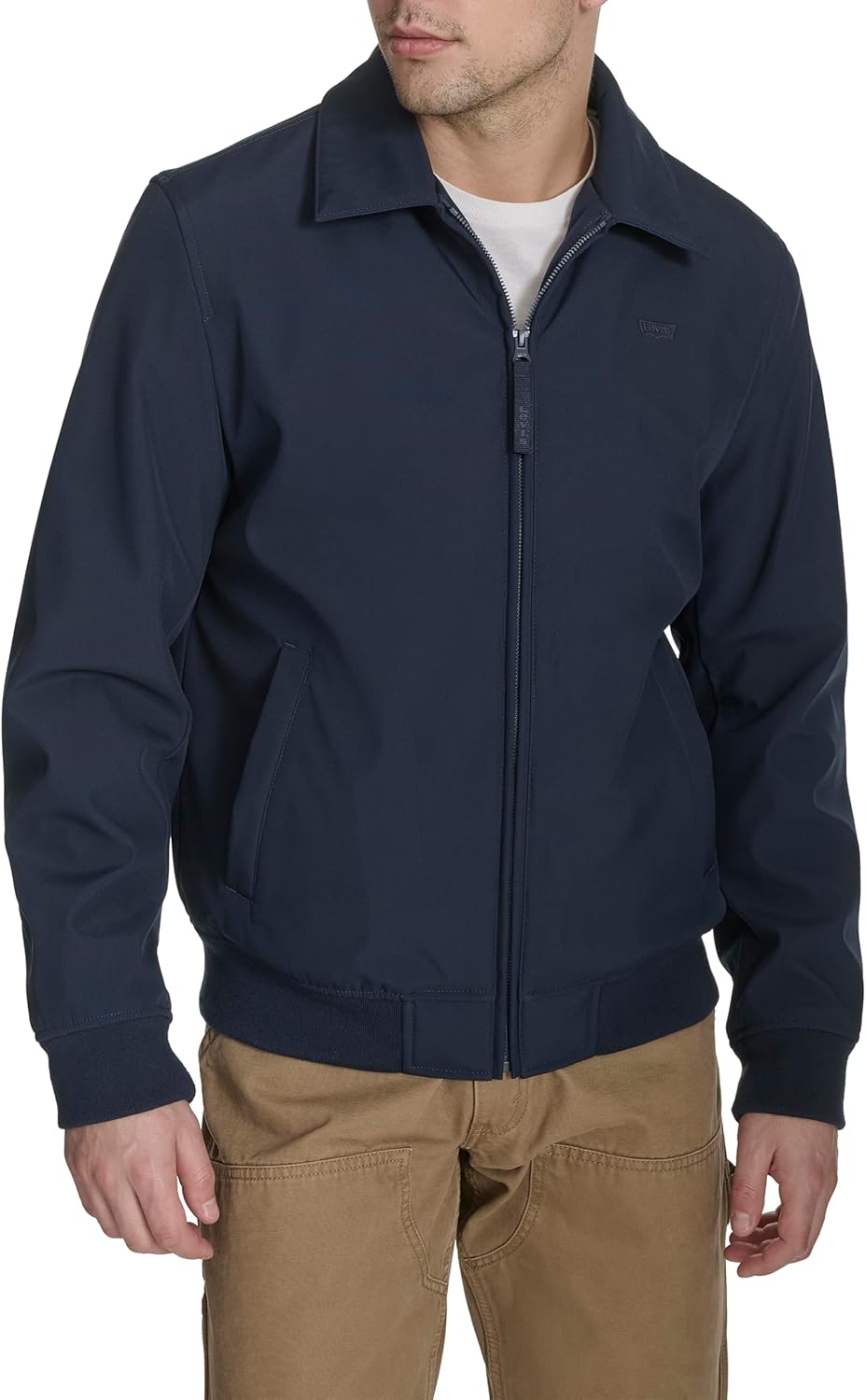 Мужская легкая куртка-бомбер Levi's из мягкой ткани софтшелл Varsity Rib Knit, Midnight
Мужская легкая куртка-бомбер Levi's из мягкой ткани софтшелл Varsity Rib Knit, Midnight