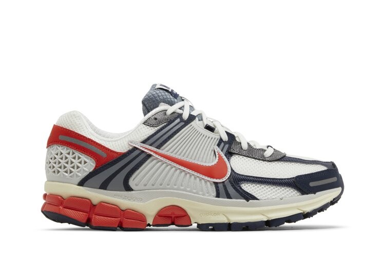 Кроссовки Nike Air Zoom Vomero 5, белый
Кроссовки Nike Air Zoom Vomero 5, белый