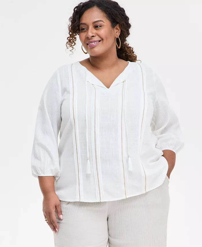 Топ с плиссировкой и разрезом на горловине больших размеров JM Collection, белый
Топ с плиссировкой и разрезом на горловине больших размеров JM Collection, белый