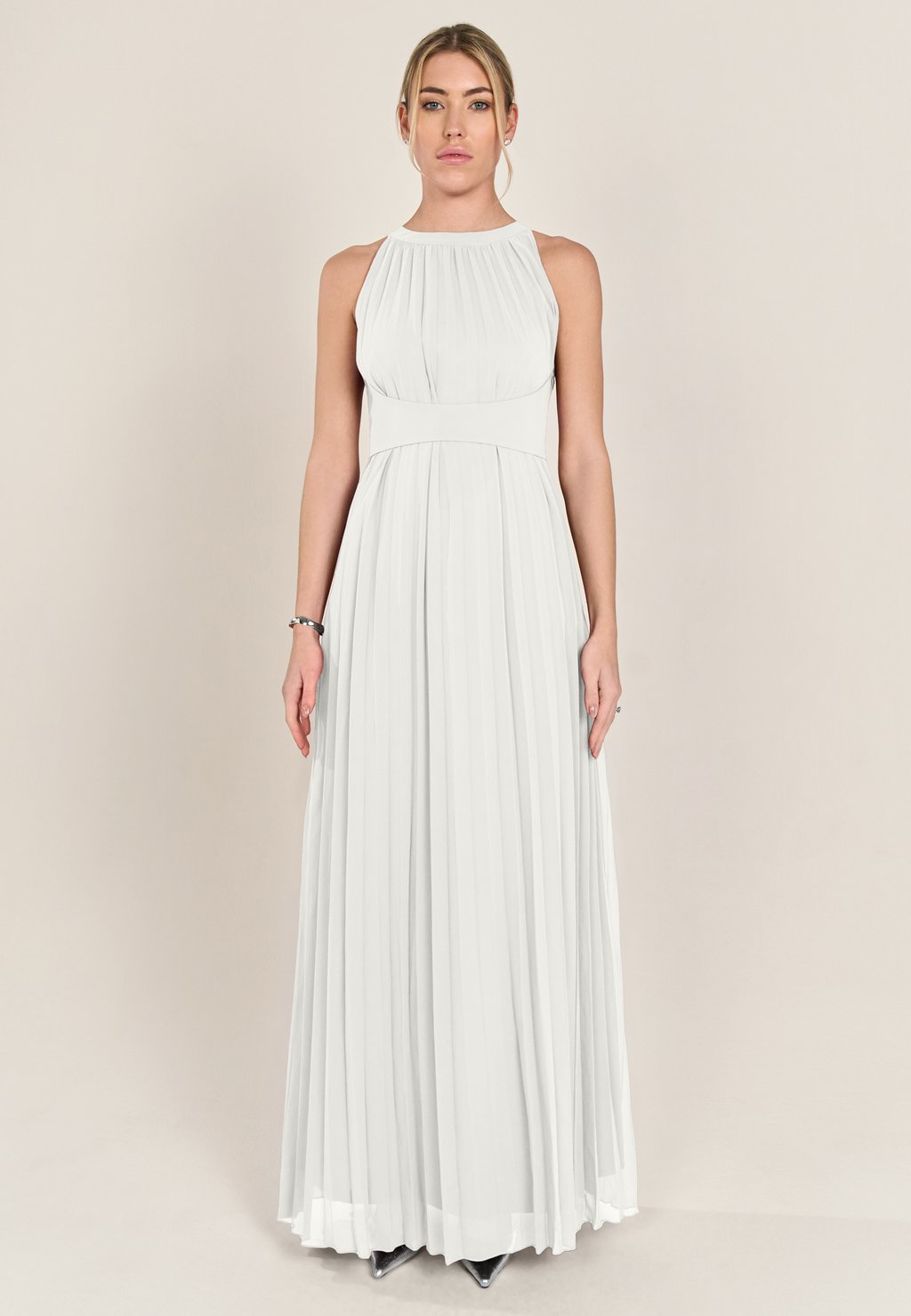 Платье для особых случаев Apart, белый
Платье для особых случаев Apart, белый