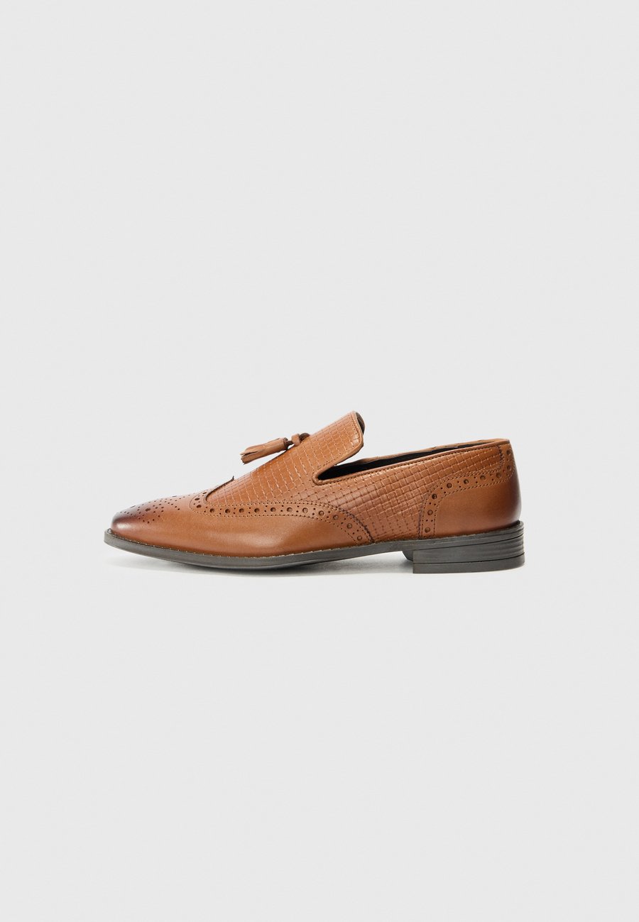 Лоферы Pier One Slip-ons, Cognac
Лоферы Pier One Slip-ons, Cognac