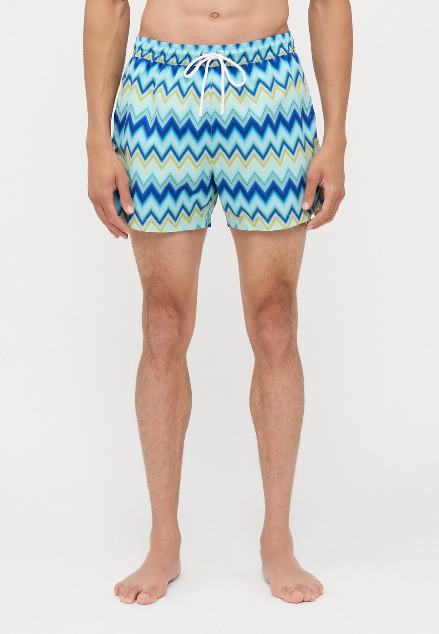 Шорты для плавания Missoni MEDIUM LENGTH SWIMSHORT, Blue/Green/Blue
Шорты для плавания Missoni MEDIUM LENGTH SWIMSHORT, Blue/Green/Blue