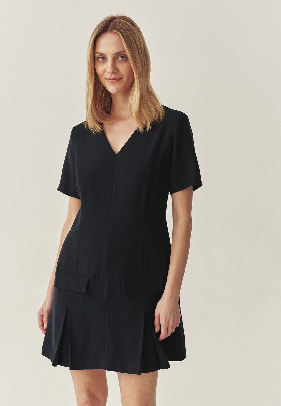 Платье TATUUM Day dress, Navy Blue/Dark Blue
Платье TATUUM Day dress, Navy Blue/Dark Blue
