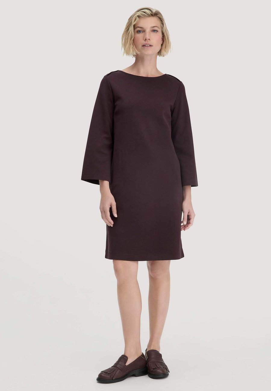 Платье Hessnatur Jersey dress, Schwarzbeere/Berry
Платье Hessnatur Jersey dress, Schwarzbeere/Berry