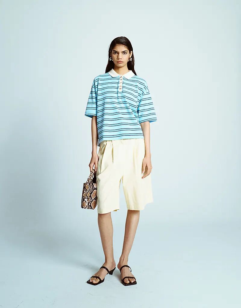 Удлиненный льняной джемпер Topshop нейтрального цвета
Удлиненный льняной джемпер Topshop нейтрального цвета