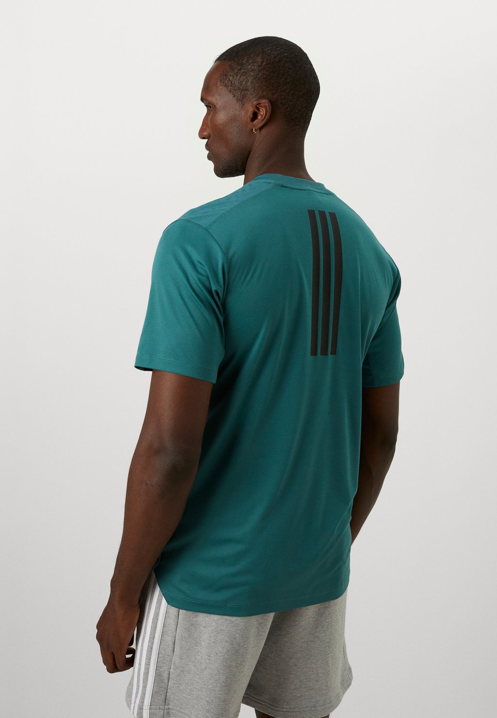 Спортивная футболка POWER TEE Adidas Performance, цвет Preloved Teal
Спортивная футболка POWER TEE Adidas Performance, цвет Preloved Teal