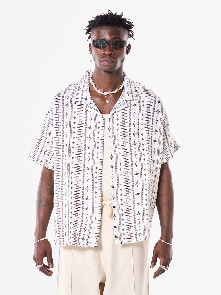 Повседневная рубашка VAMOS CLO Comfort fit Button Up Shirt, белый
Повседневная рубашка VAMOS CLO Comfort fit Button Up Shirt, белый