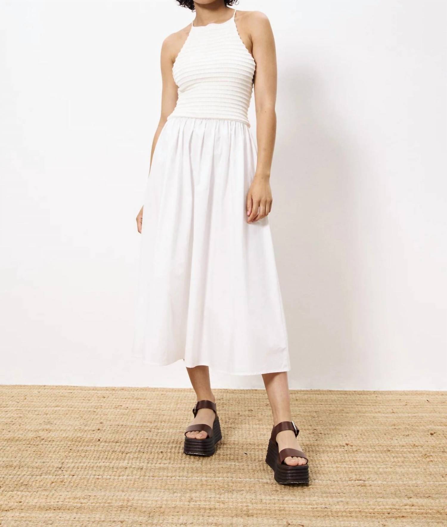 Платье Isilda в кремовом цвете FRNCH
Платье Isilda в кремовом цвете FRNCH