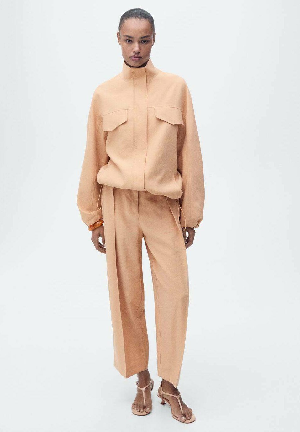 Летняя куртка MADAME Mango, коричневый
Летняя куртка MADAME Mango, коричневый