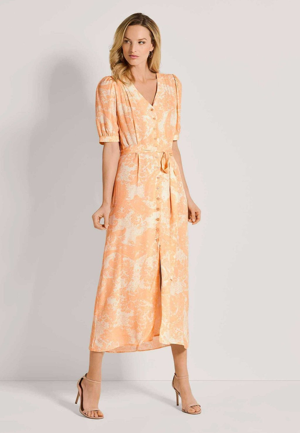 Повседневное платье MADELEINE, оранжевый
Повседневное платье MADELEINE, оранжевый