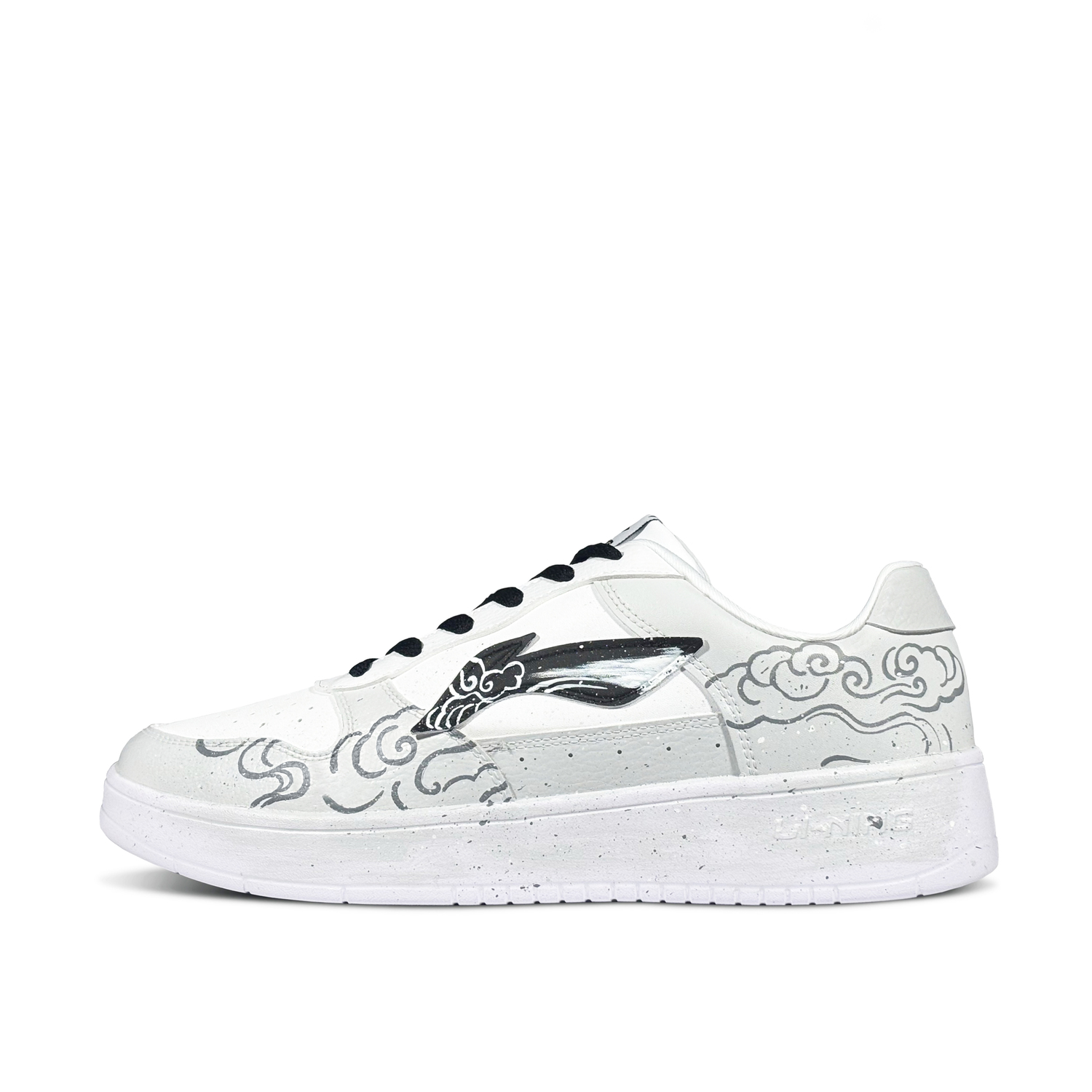 Низкие скейтерские кроссовки для мужчин с противоскользящей подошвой, дышащие, увеличивающие рост LINING, черный
Низкие скейтерские кроссовки для мужчин с противоскользящей подошвой, дышащие, увеличивающие рост LINING, черный