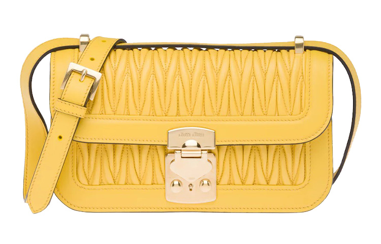 MIU MIU Матовый кожаный клатч через плечо
MIU MIU Матовый кожаный клатч через плечо