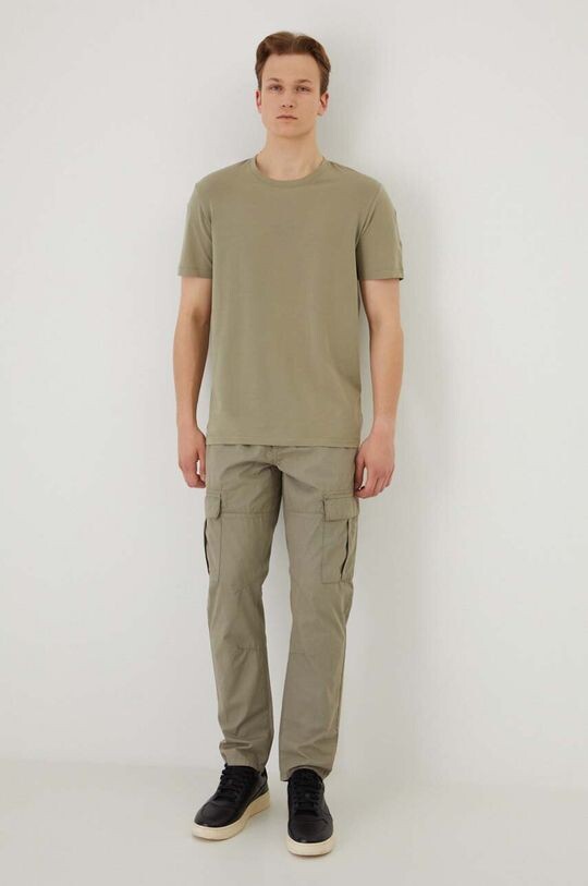 Футболка Medicine, зеленый
Футболка Medicine, зеленый