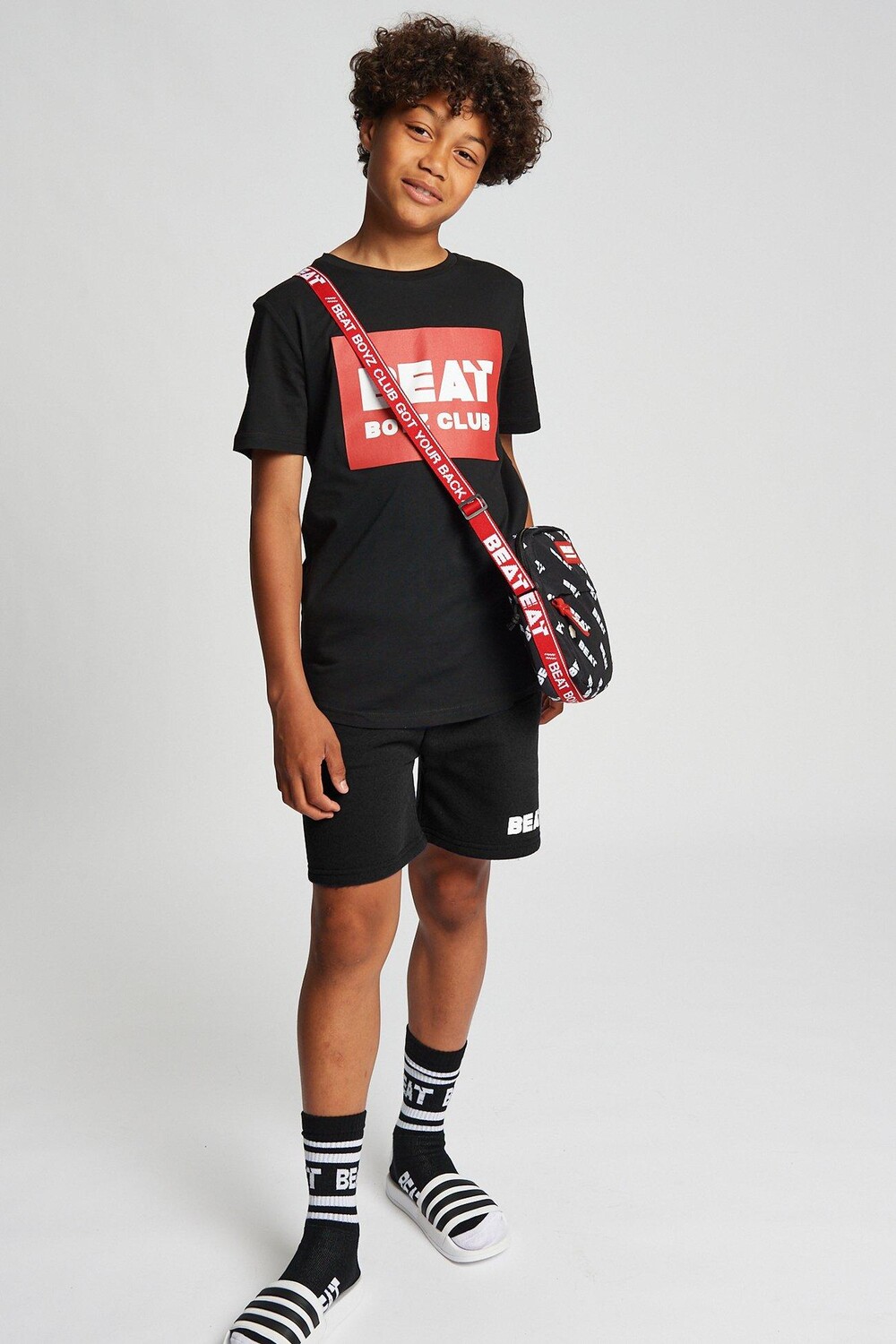 Спортивные шорты «Линейный» из смесового хлопка Beat Boyz Club, черный
Спортивные шорты «Линейный» из смесового хлопка Beat Boyz Club, черный