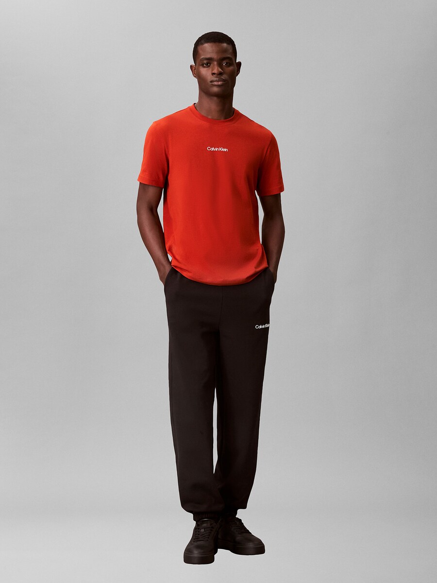 Футболка Performance Calvin Klein Sport, кроваво-красный
Футболка Performance Calvin Klein Sport, кроваво-красный