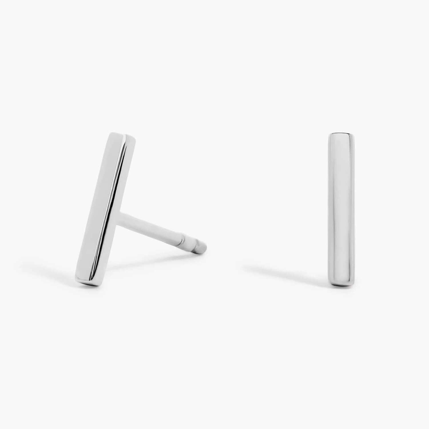 Серьги-гвоздики из 14-каратного белого золота (1,5 мм) Blue Nile
Серьги-гвоздики из 14-каратного белого золота (1,5 мм) Blue Nile