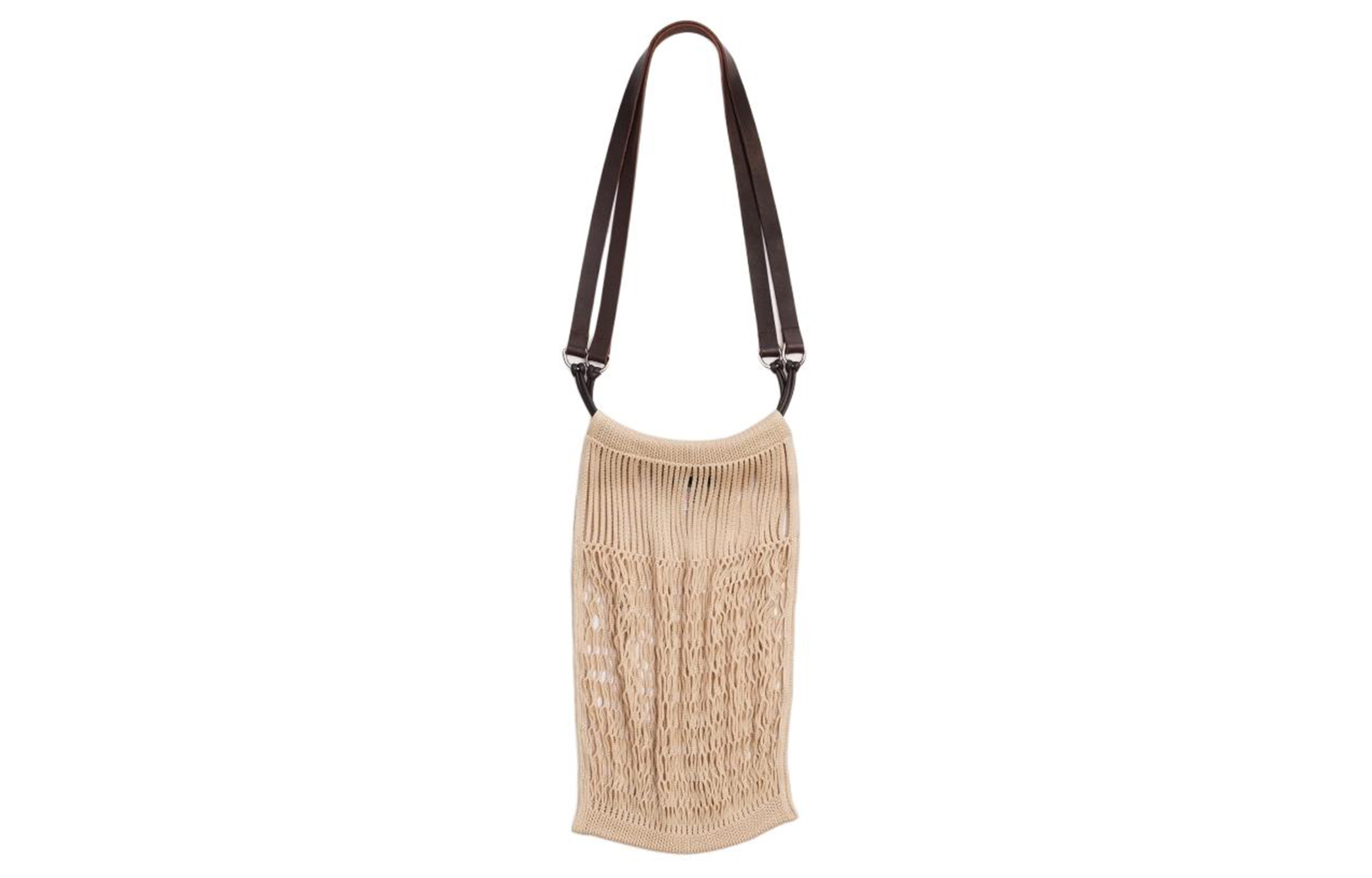 Lemaire Сумка из ткани и натуральной кожи унисекс светло-бежевая
Lemaire Сумка из ткани и натуральной кожи унисекс светло-бежевая