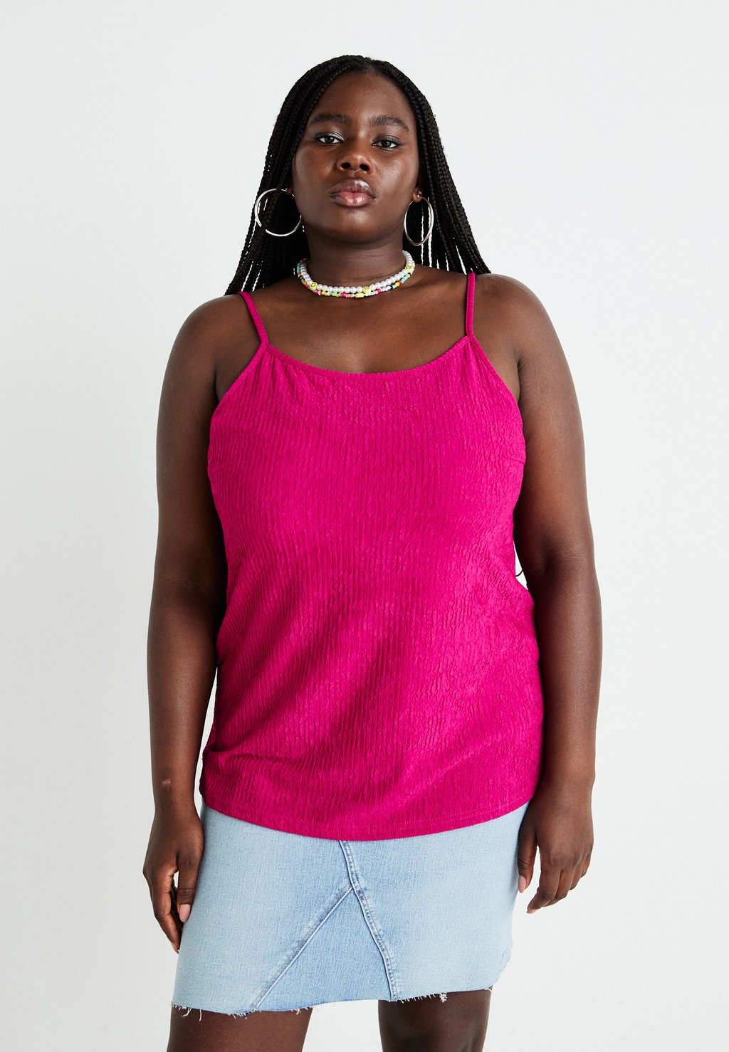 Топ CARREINA STRUCTURE SINGLET ONLY Carmakoma, фуксия
Топ CARREINA STRUCTURE SINGLET ONLY Carmakoma, фуксия