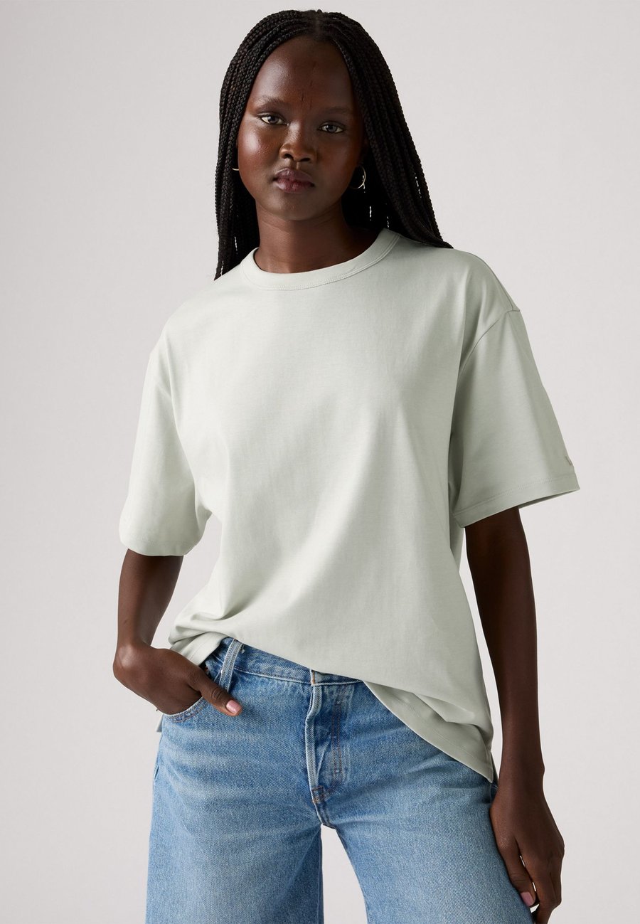Футболка Levi's TABOR TEE, Chateau Gray/Light Grey, Серый, Футболка Levi's TABOR TEE, Chateau Gray/Light Grey
Футболка Levi's TABOR TEE, Chateau Gray/Light Grey, Серый, Футболка Levi's TABOR TEE, Chateau Gray/Light Grey