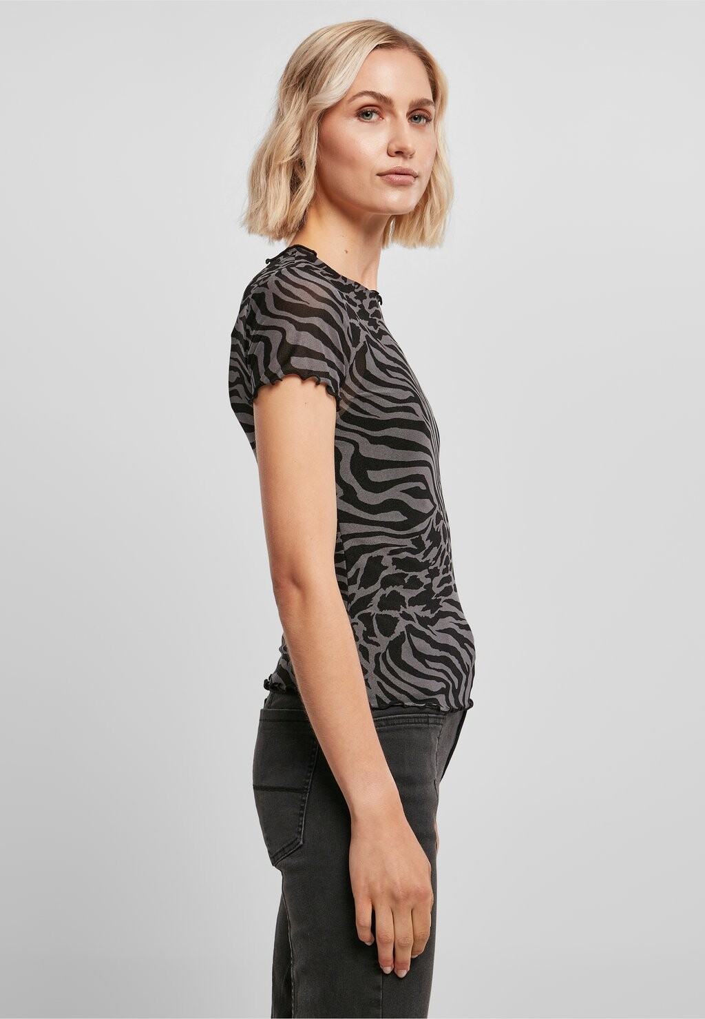 Принт на футболке TEE Urban Classics, черный
Принт на футболке TEE Urban Classics, черный