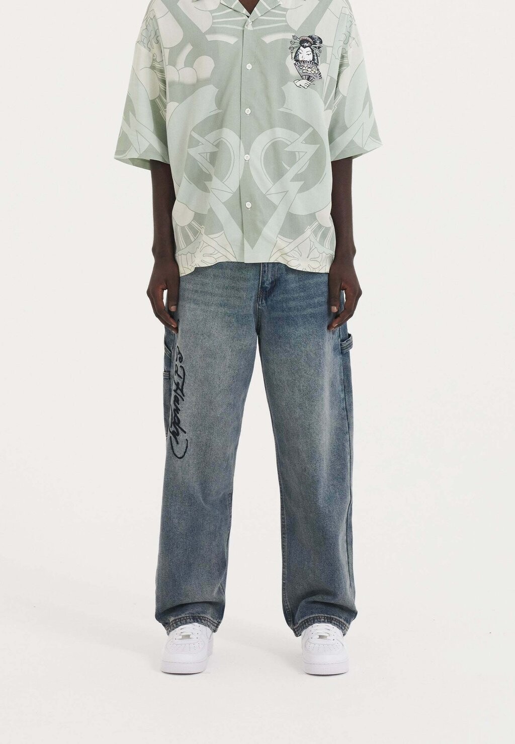 Джинсы-бойфренды SNAKE & PANTHER CARPENTER Ed Hardy, синий
Джинсы-бойфренды SNAKE & PANTHER CARPENTER Ed Hardy, синий