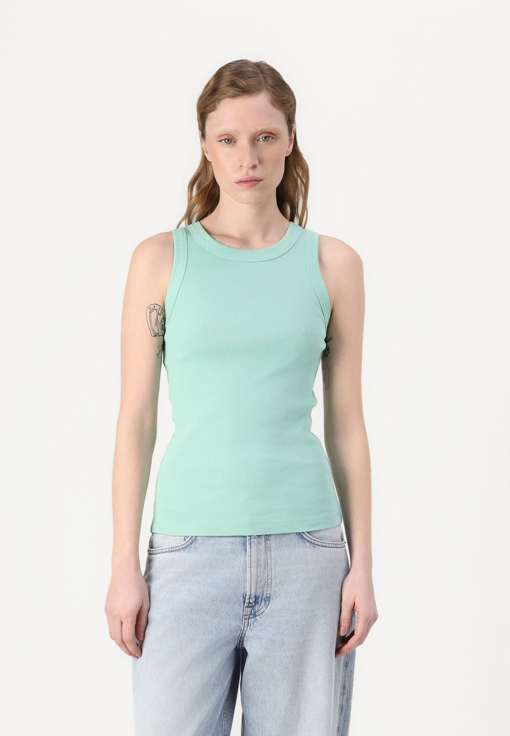 Топ OLINA DRYKORN, светло-зеленый 
Топ OLINA DRYKORN, светло-зеленый