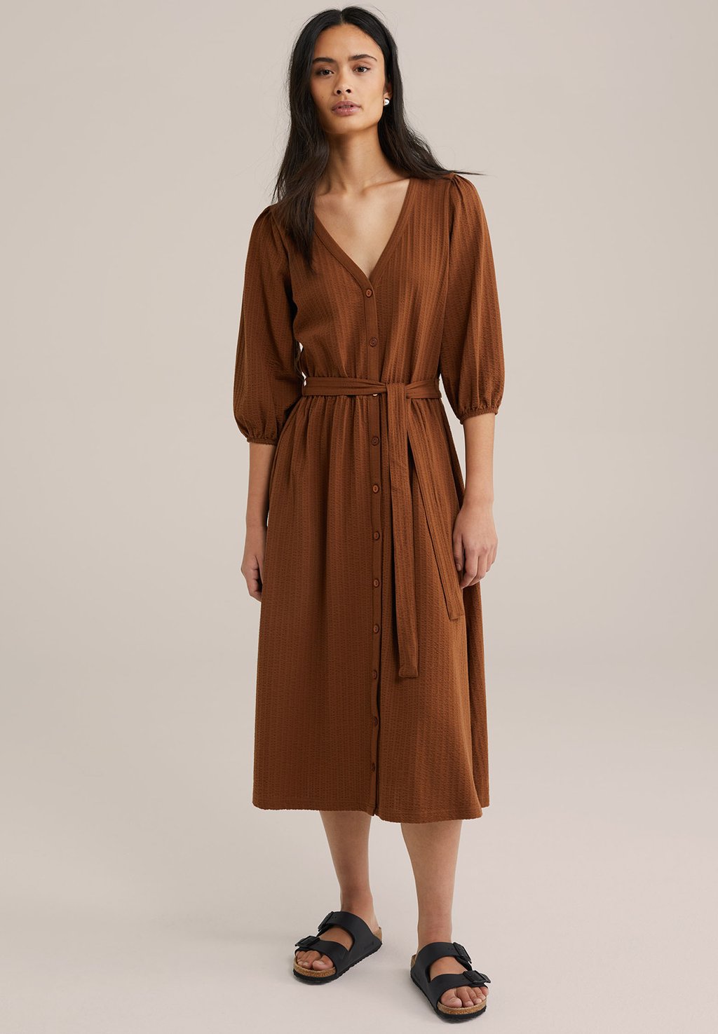 Платье-рубашка WE Fashion, темно-коричневый
Платье-рубашка WE Fashion, темно-коричневый