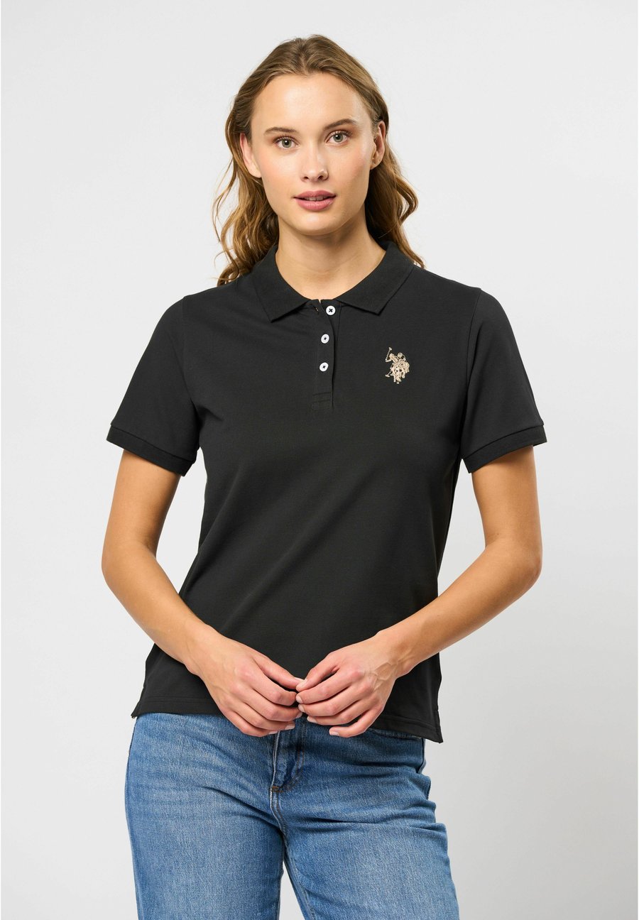 Поло U.S. Polo Assn. HARIET, Tap Shoe/Black
Поло U.S. Polo Assn. HARIET, Tap Shoe/Black