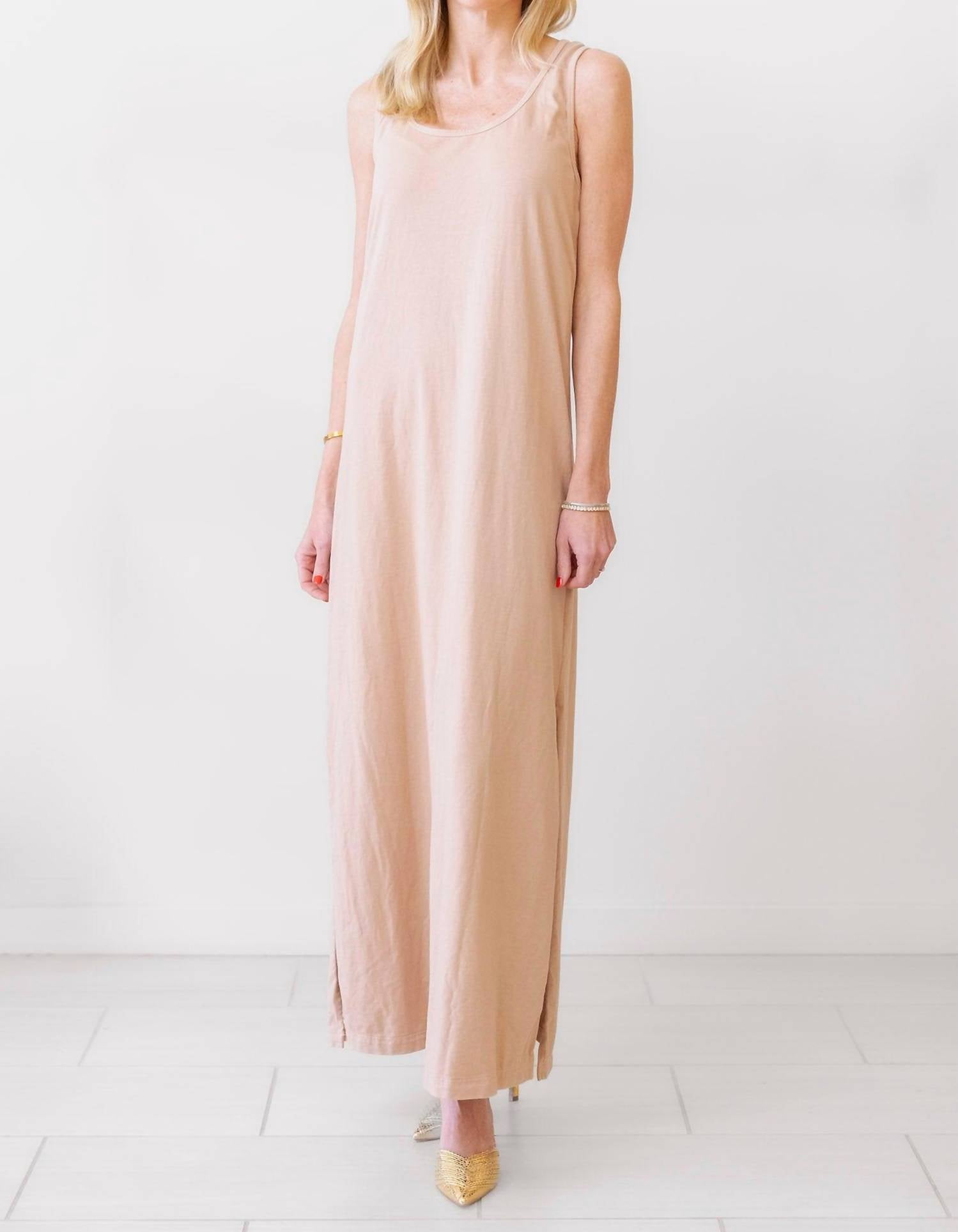 Платье-майка Les Tiens Moshi Tatiana, цвет tan
Платье-майка Les Tiens Moshi Tatiana, цвет tan