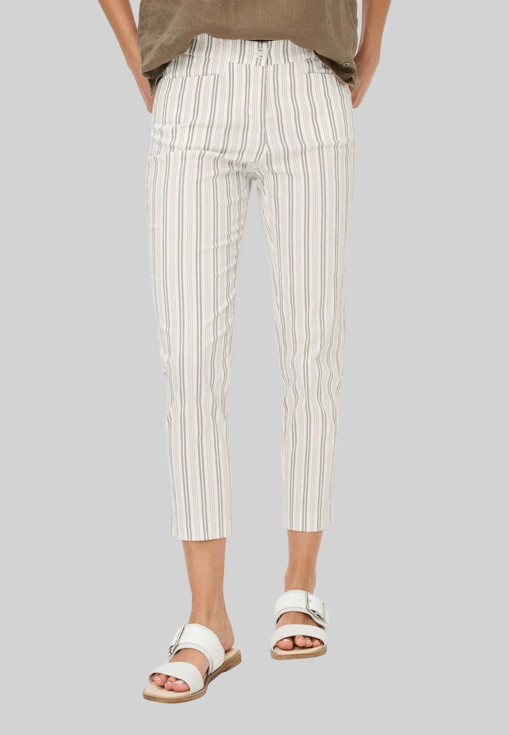 Чиносы STYLE MARA S BRAX, оливковый
Чиносы STYLE MARA S BRAX, оливковый