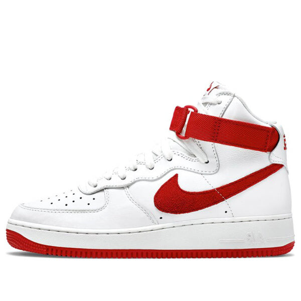 Кроссовки air force 1 высокие Nike, белый
Кроссовки air force 1 высокие Nike, белый