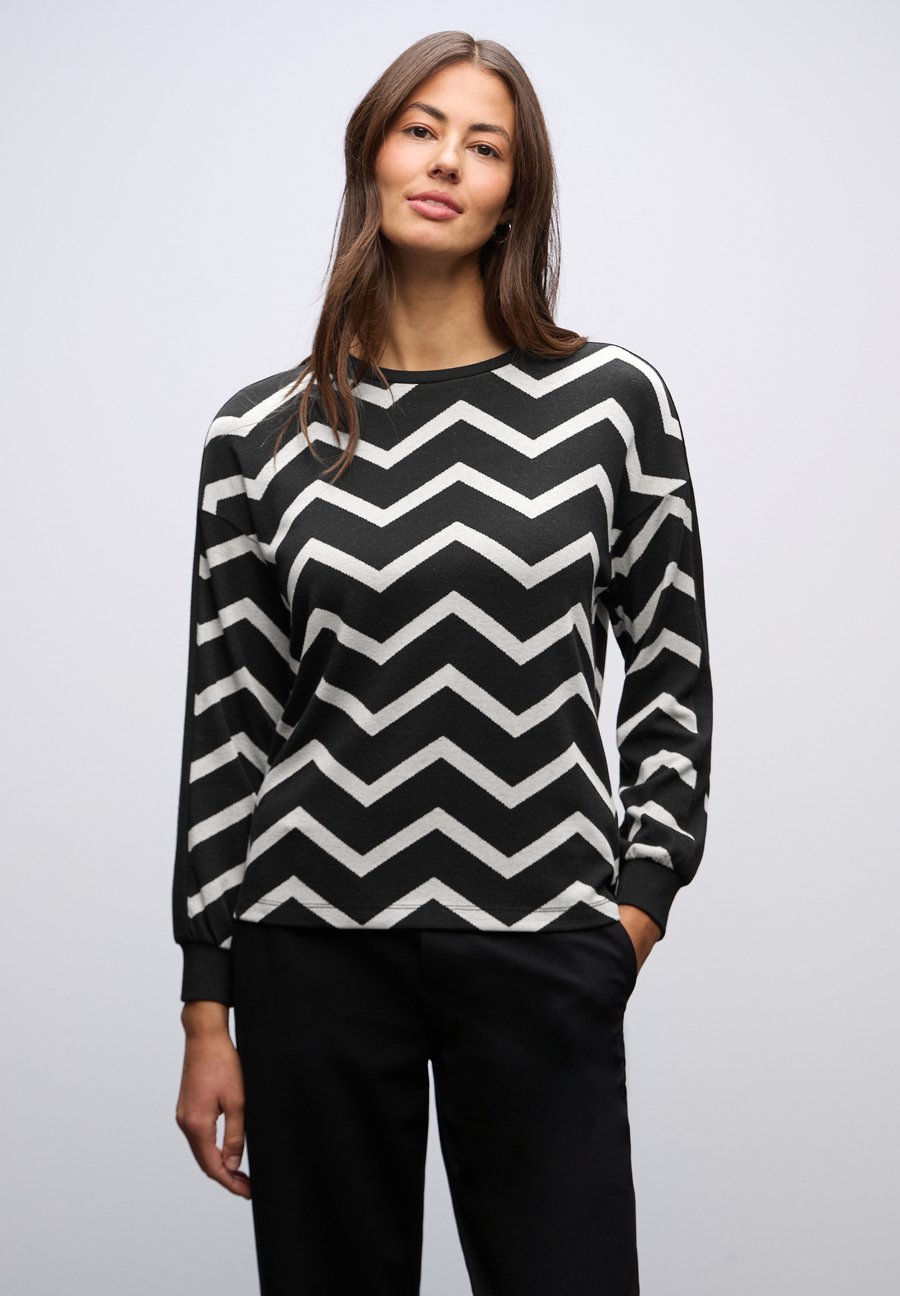 Блуза Street One MIT GALONSTREIFEN, Schwarz/Black
Блуза Street One MIT GALONSTREIFEN, Schwarz/Black
