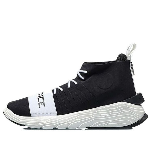 Кроссовки essence 2.3 ace Li-Ning, черный
Кроссовки essence 2.3 ace Li-Ning, черный