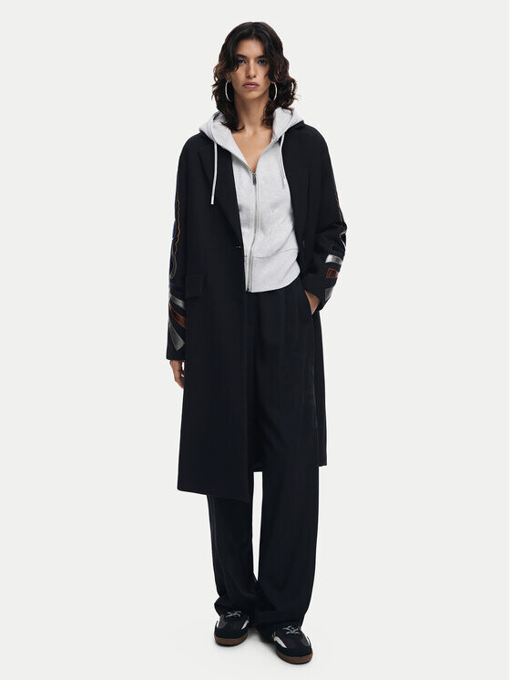 Шерстяное пальто обычного кроя Desigual, черный
Шерстяное пальто обычного кроя Desigual, черный